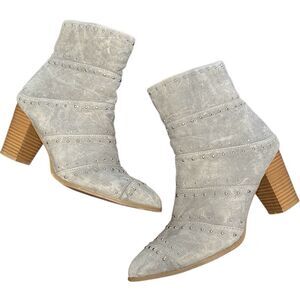 Hippie Laundry Madda Grey Studded Faux Suede Heeled Boots Women’s US 11 M